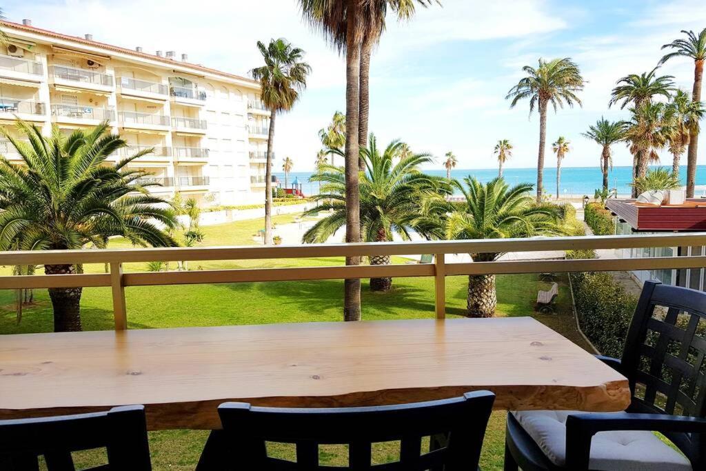 New! Modern Apartment Right On The Beach! Miami Playa Exterior photo