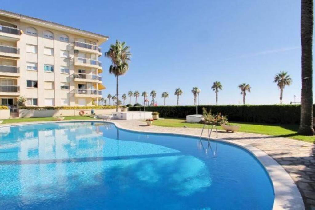 New! Modern Apartment Right On The Beach! Miami Playa Exterior photo